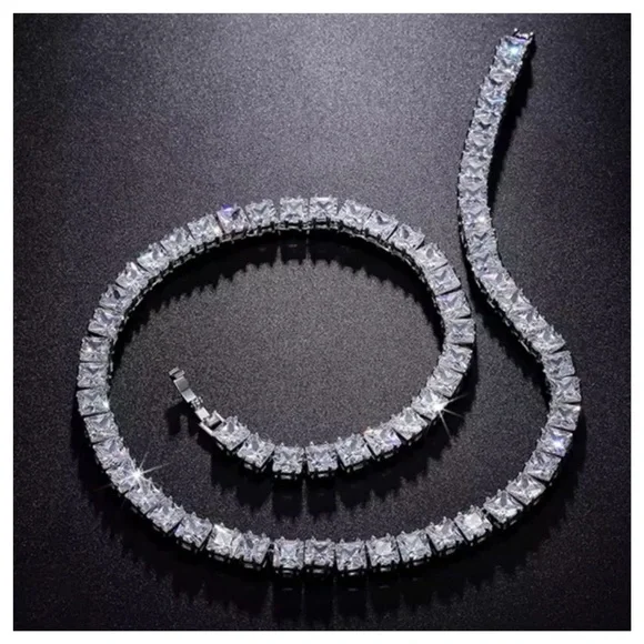 Swarovski Crystals Matika 50 Carat Tennis Necklace - Picture 9 of 9